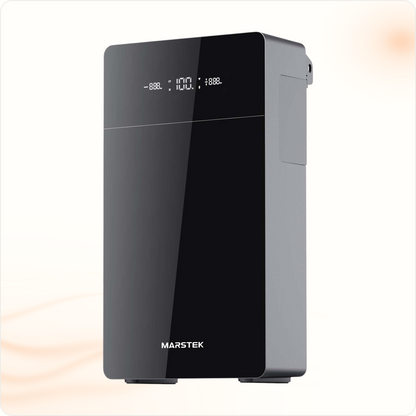 Multi Solar Marstek Venus Max 10 kWh home battery with a sleek black finish and digital display for energy monitoring.